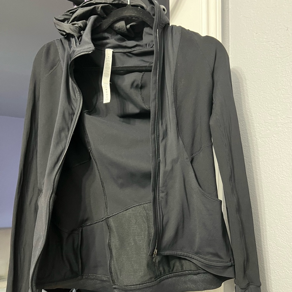 Black rain jacket size 6